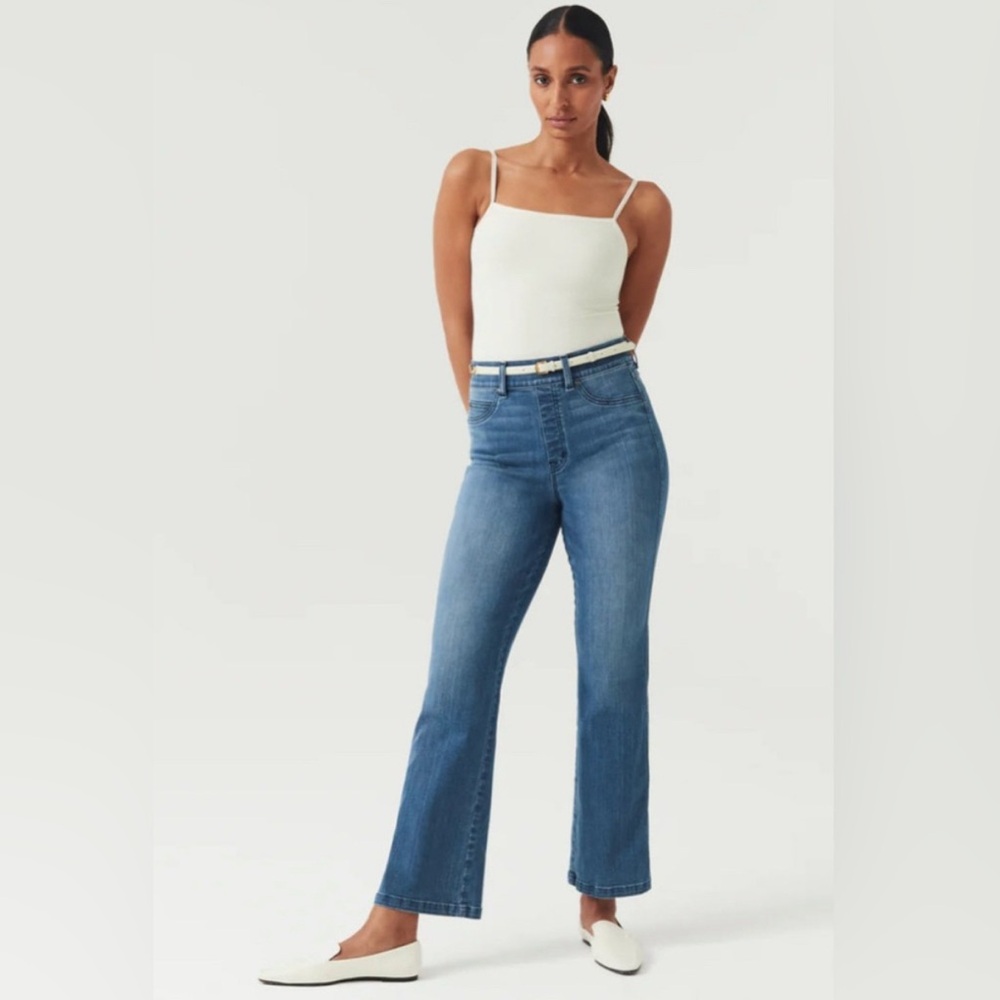 Spanx Denim Cropped Kick Flare Women's Jeans In Vintage Indigo - Med Petite